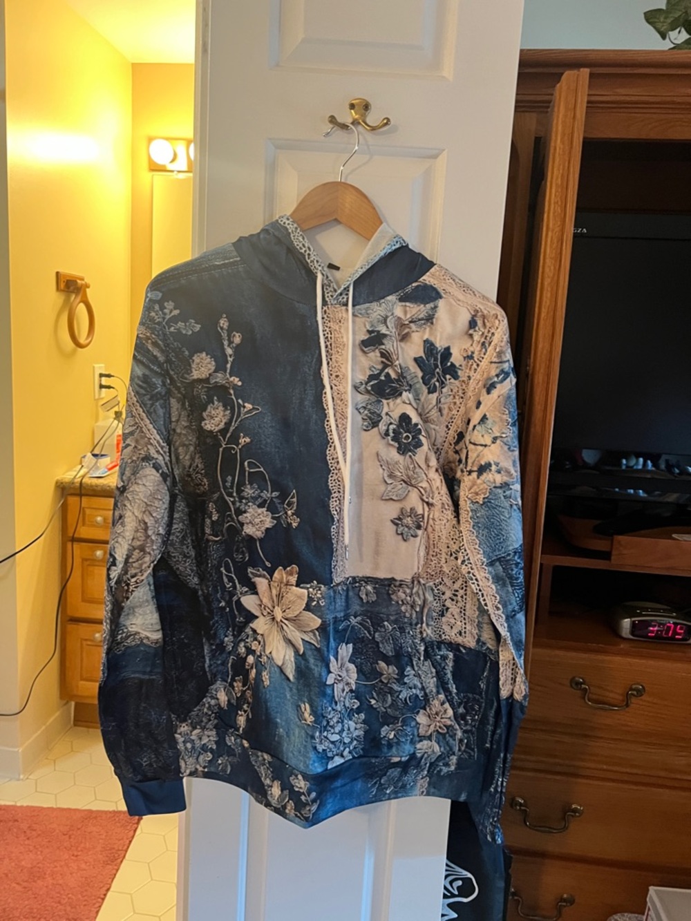 NWT-Blue Floral Patchwork Print Hoodie